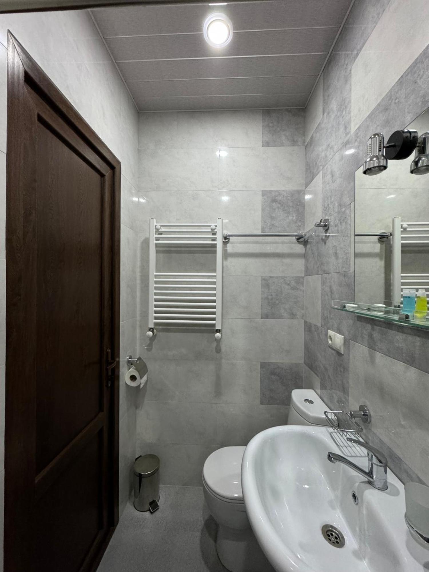 Guest House Tmt ซิคนาคี ภายนอก รูปภาพ